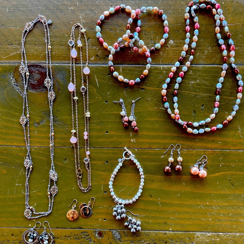 Mixed Lot of Jewelry
